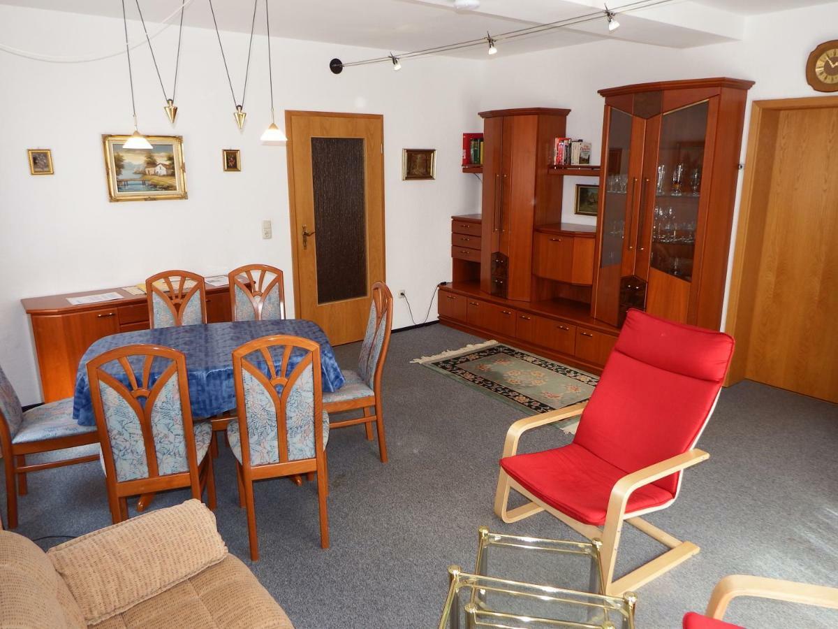 nette Ferienwohnung im Grünen mit Südterrasse Idstein Exterior foto