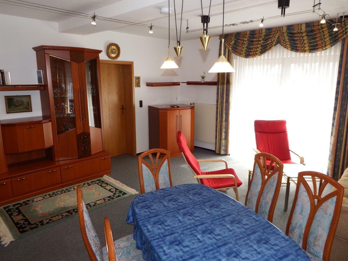 nette Ferienwohnung im Grünen mit Südterrasse Idstein Exterior foto