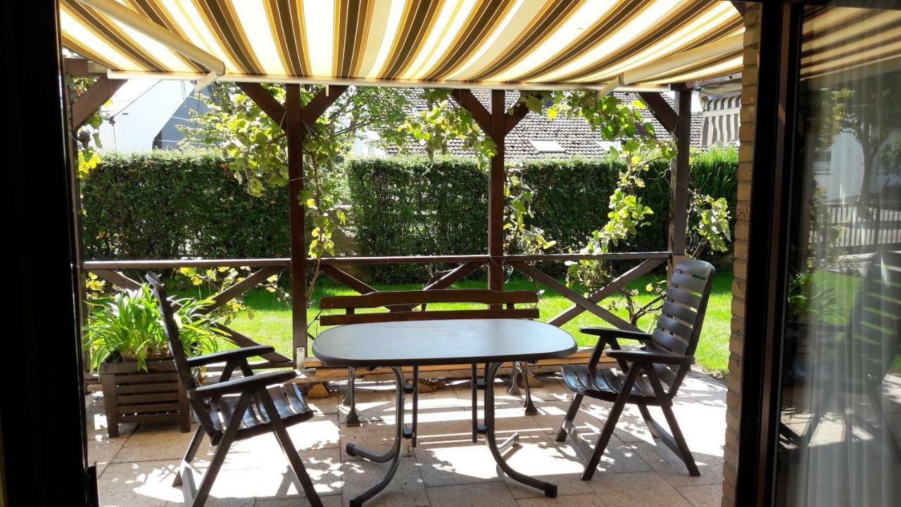 nette Ferienwohnung im Grünen mit Südterrasse Idstein Exterior foto