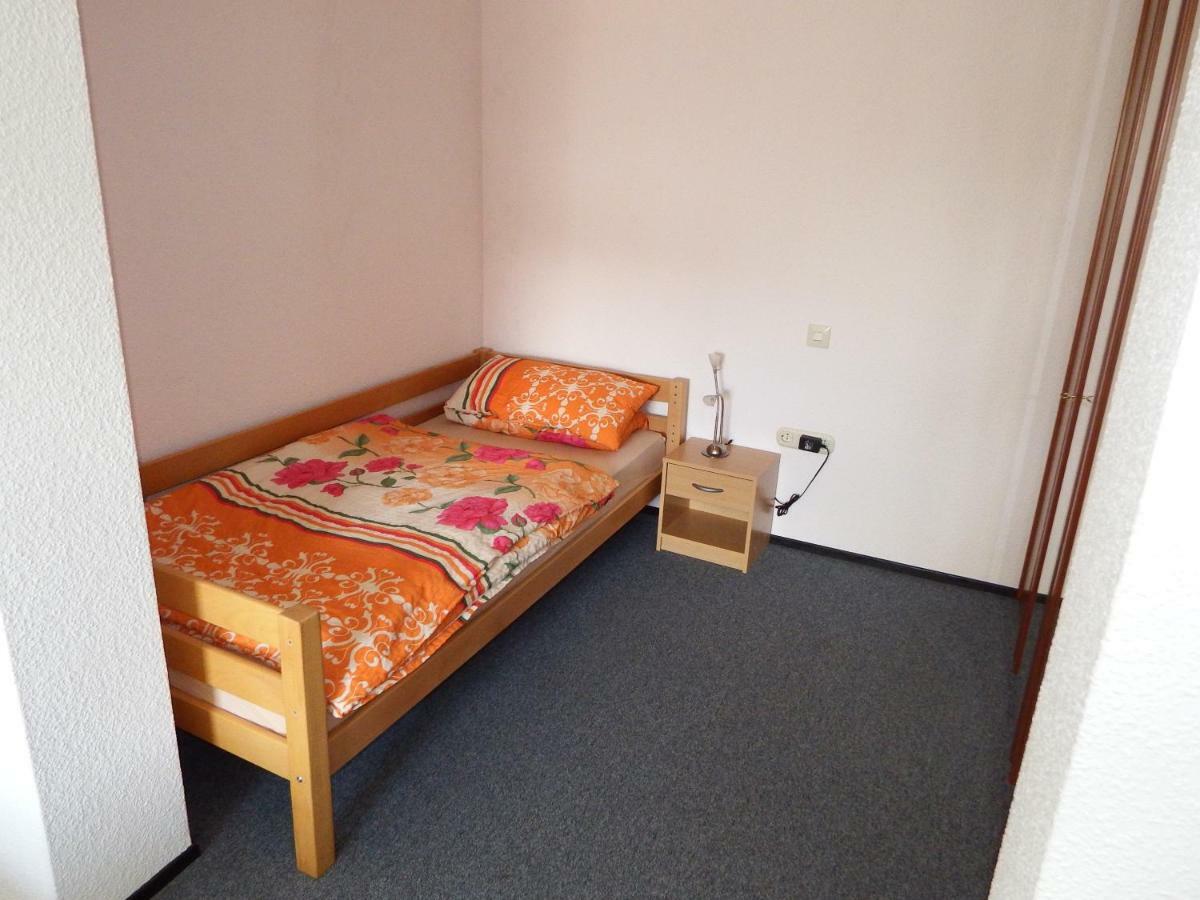 nette Ferienwohnung im Grünen mit Südterrasse Idstein Exterior foto